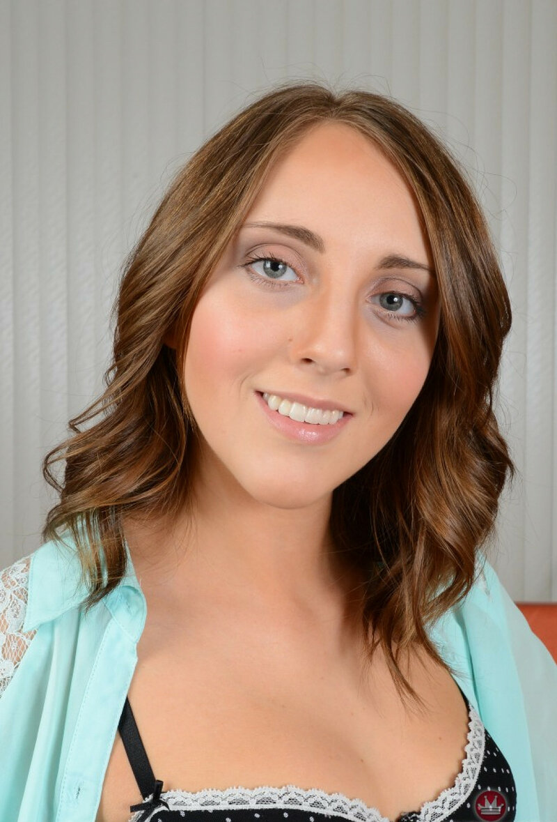 Наталья, 23 года, 3 размер груди