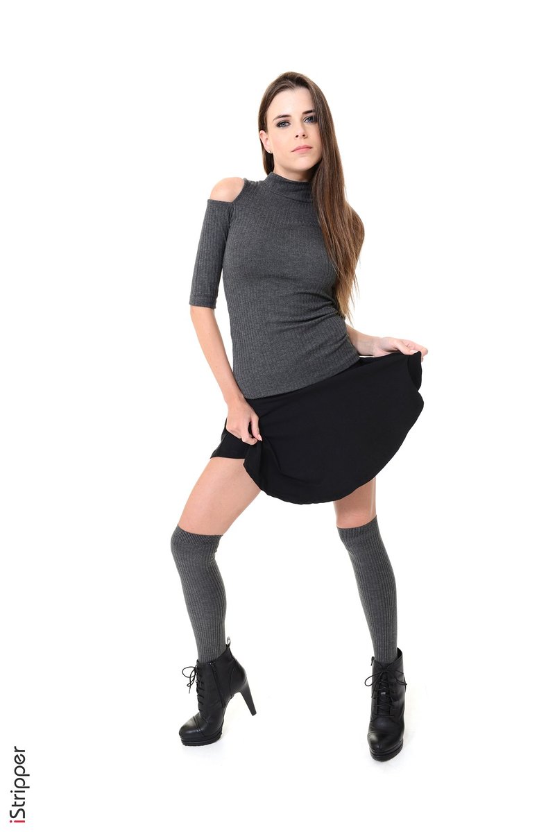 Даночка, 22 года, 4 размер груди